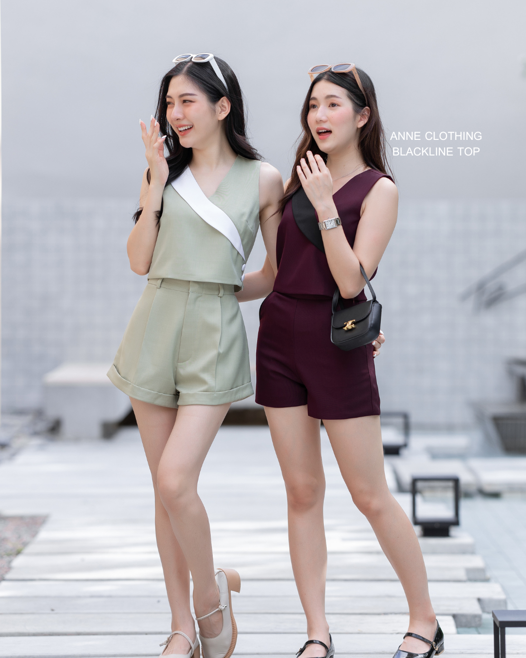 Anne Clothing Blackline Top - เสื้อแบล็คไลน์