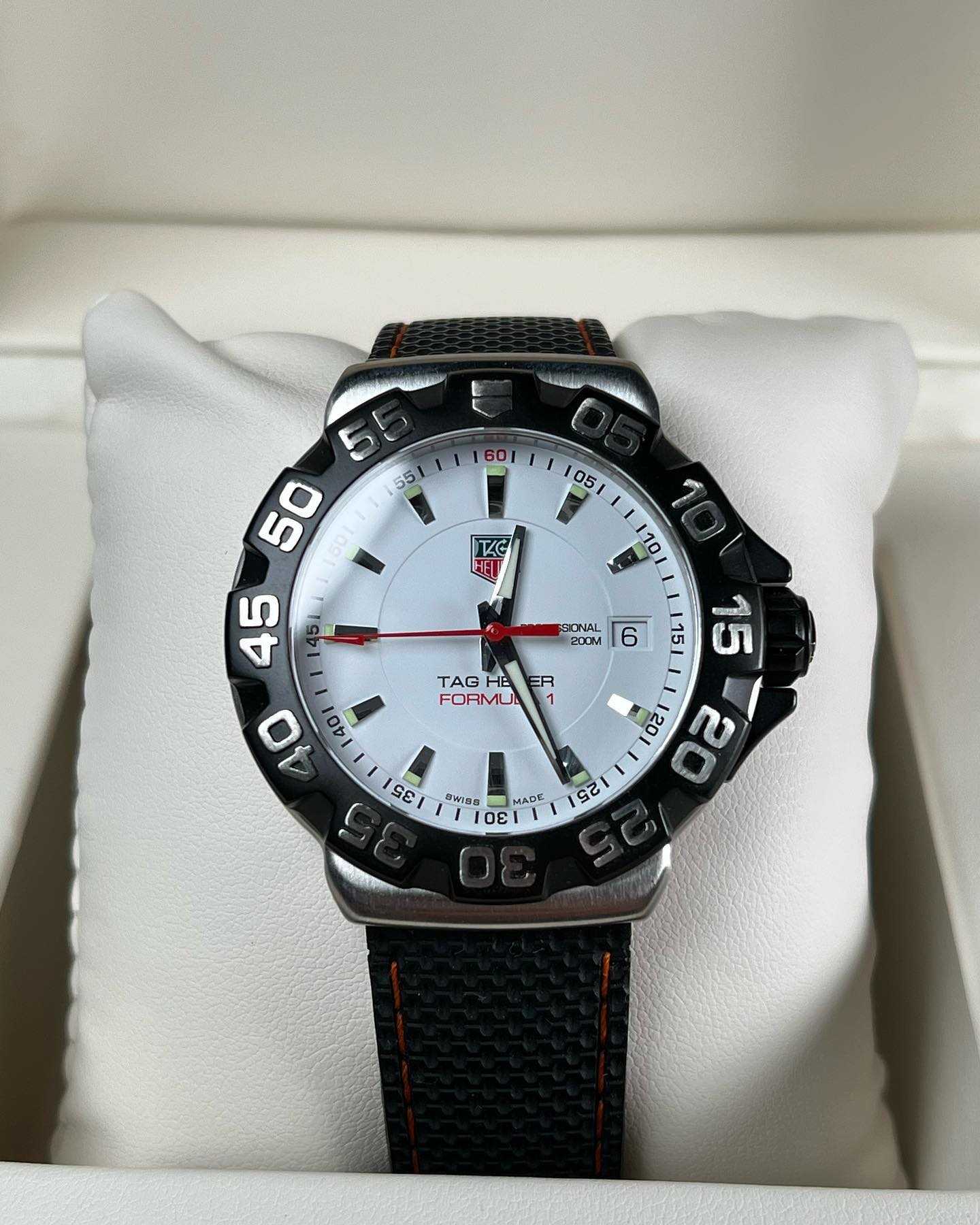 Tag heuer Formula 1 Quartz Ref. WAH1111