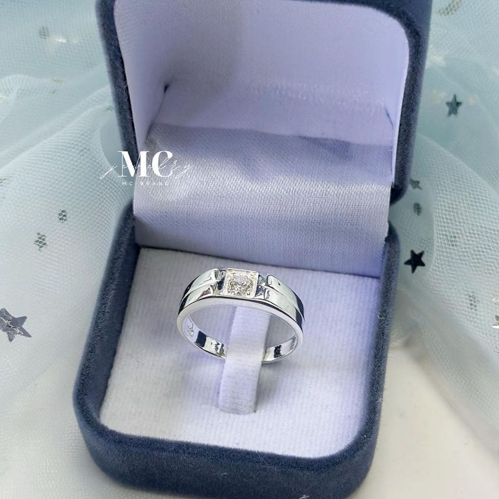 แหวนเงินเเท้และเงินชุปทองคำขาว💍รุ่นOwen Unisex ใส่ได้ทุกเพศ ✅ไม่ลอกไม่แพ้✨แถมฟรีกล่องจิวและผ้าเช็ด✨