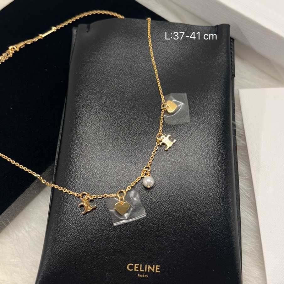 New Celine necklace    📌(ทักเชทก่อนสั่งซื้อ) 
