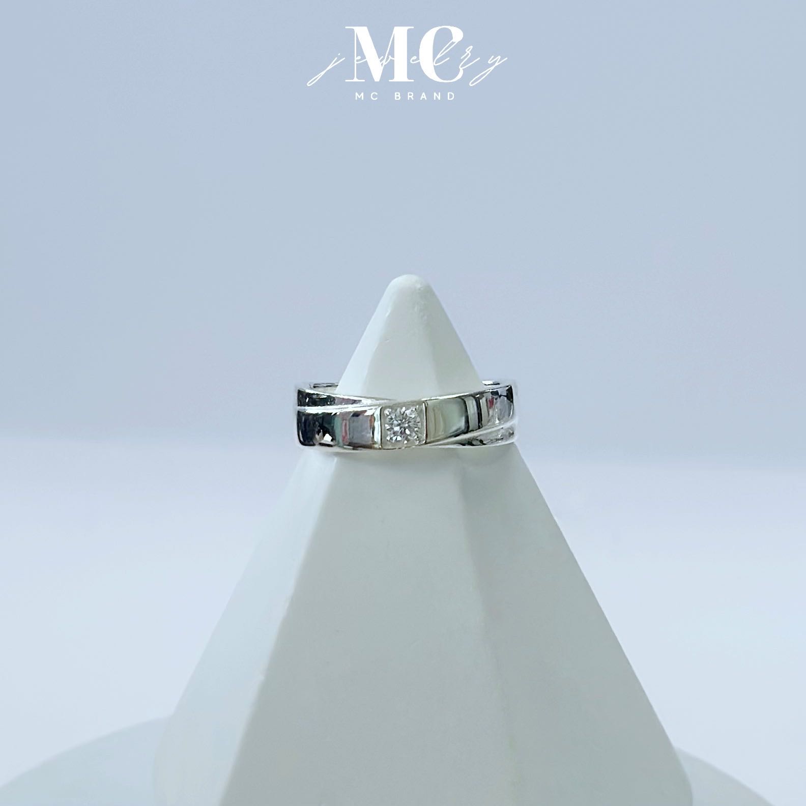 แหวนเงินเเท้และเงินชุปทองคำขาว💍รุ่น IRISUnisex ใส่ได้ทุกเพศ ✅ไม่ลอกไม่แพ้✨แถมฟรีกล่องจิวและผ้าเช็ด✨