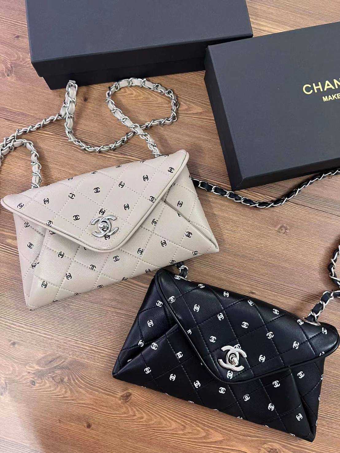 Chanel Mini CC Gift With Box