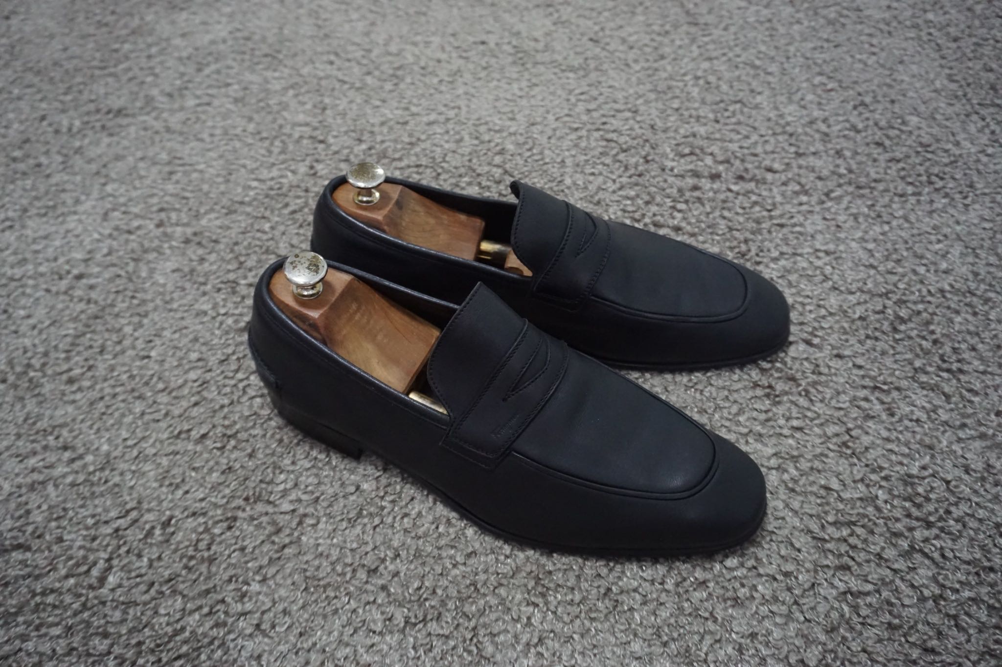 SALVATORE FERRAGAMO LOAFER SHOES Size 8
