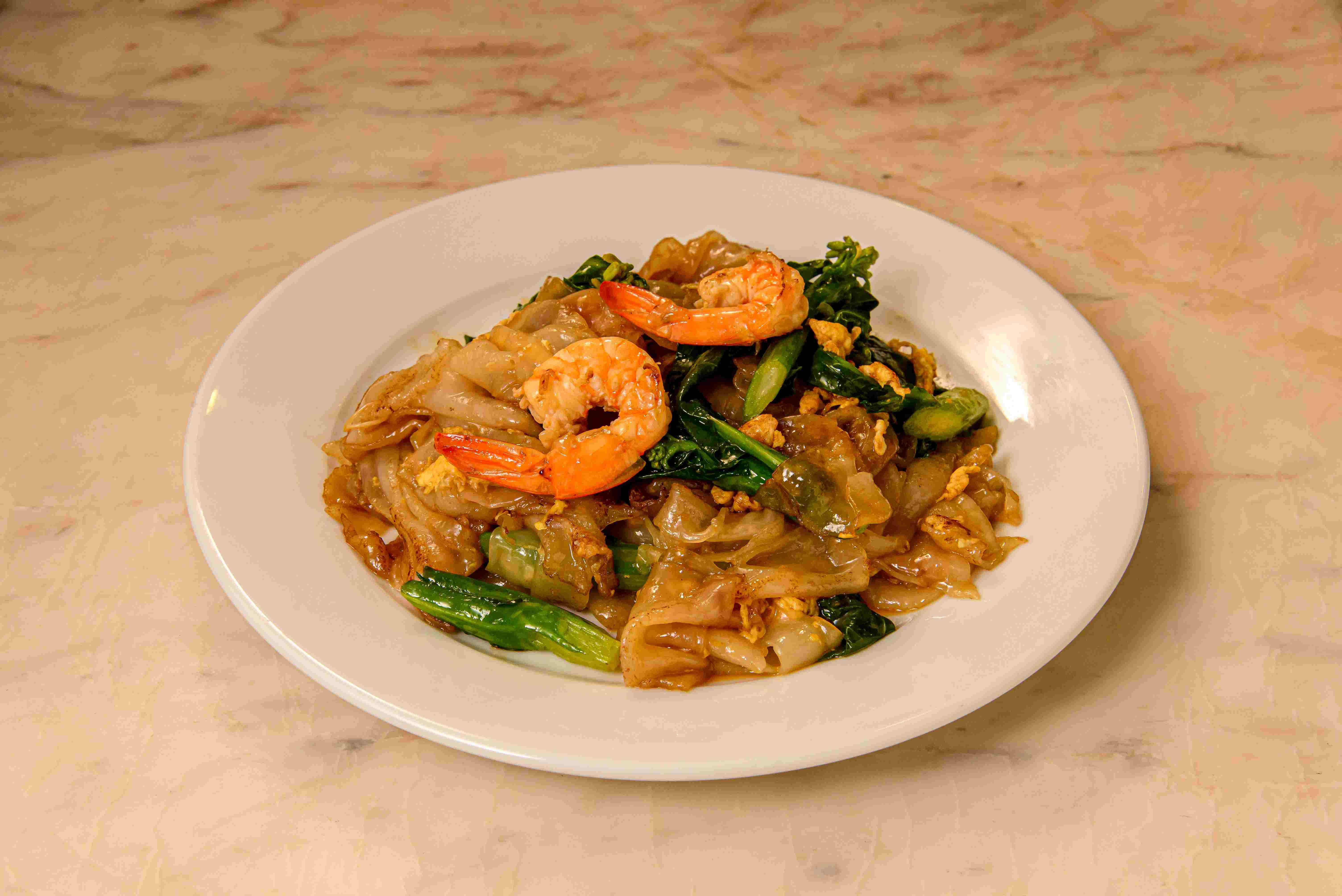 ผัดซีอิ้วกุ้ง
