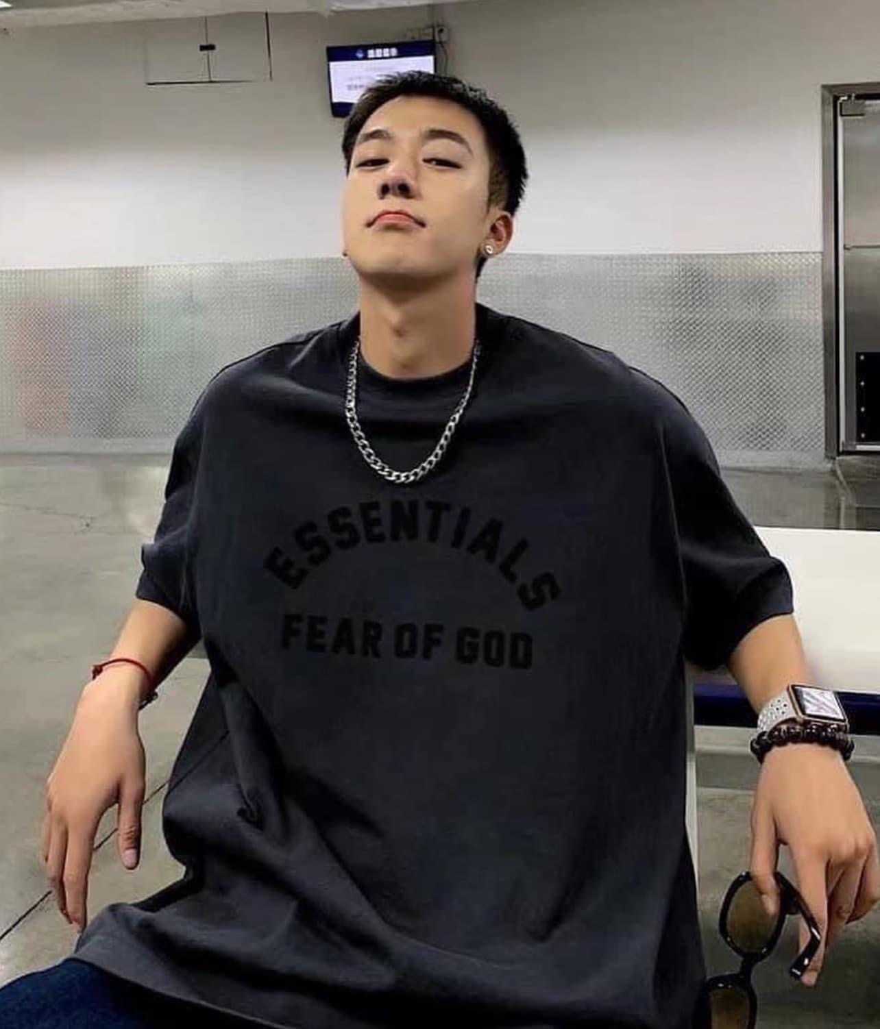 Fear of God Essentials The Black Collection T-shirts