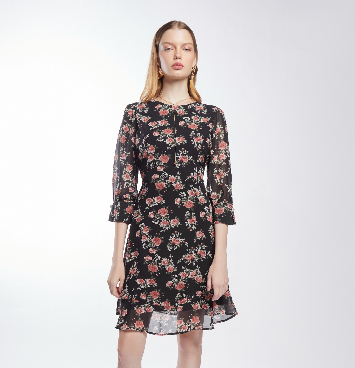 เดรสสั้นผ้าชีฟองลายดอกกุหลาบ | Rose Print Chiffon Dress | 01041
