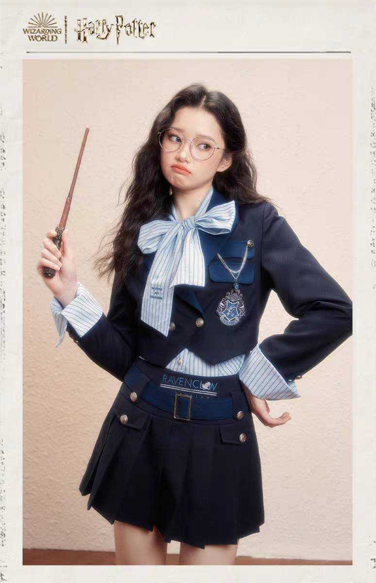 (Pre-order)Kyouko x Harry Potter เสื้อแจ็กเก็ตครอปทรงสูท แฮร์รี่พอทเตอร์ ลิขสิทธิ์แท้