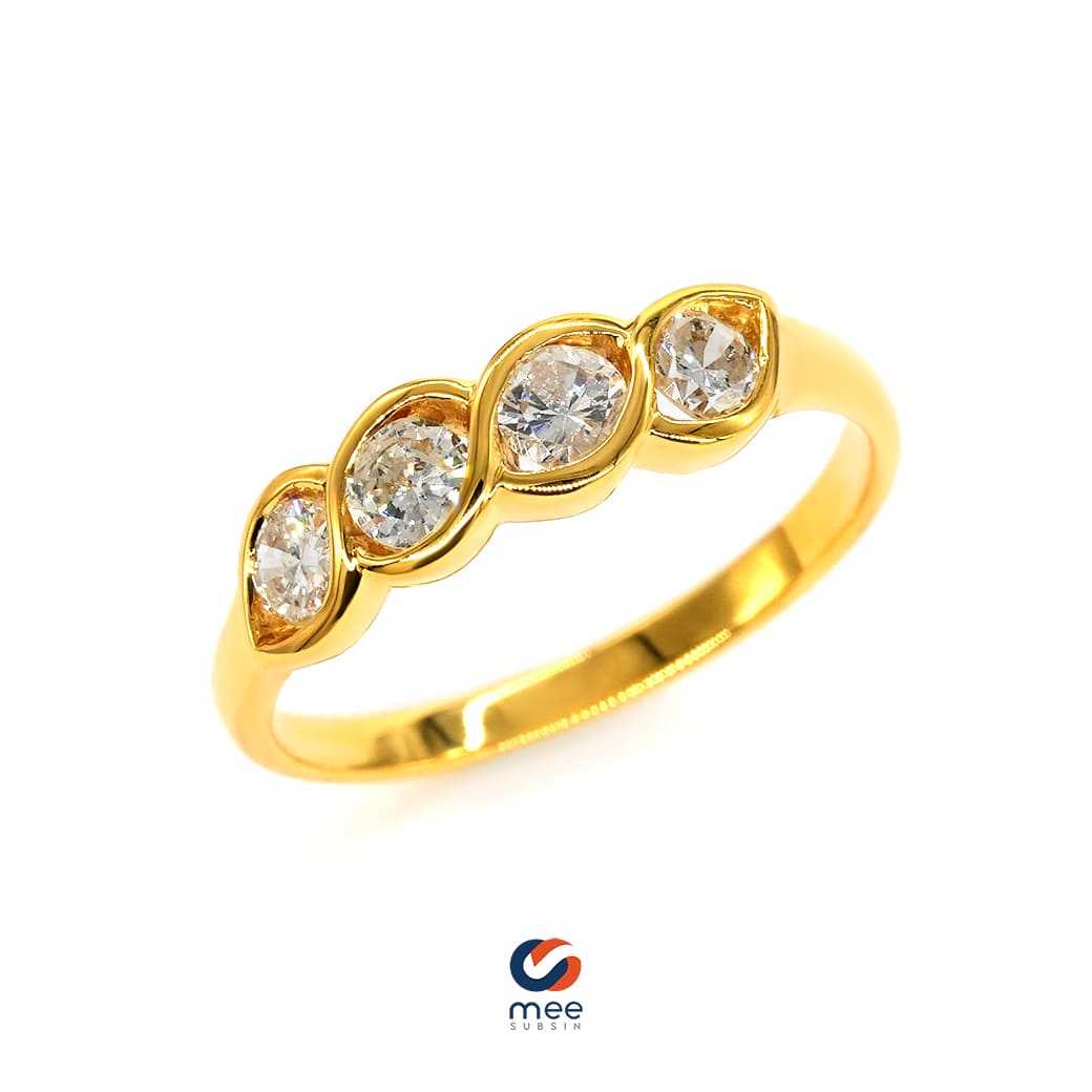 แหวนเพชรแถวตาม้า 0.64 กะรัต น้ำ 97 ตัวเรือนทองคำ 18k [RG230118]
