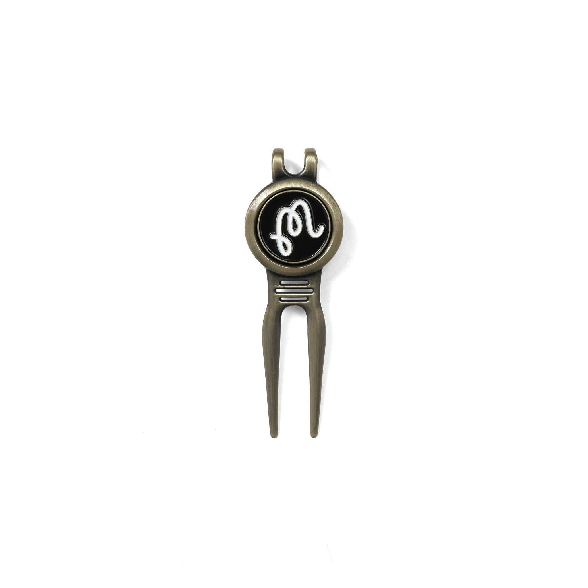 MALBON GOLF BERMUDA DIVOT TOOL