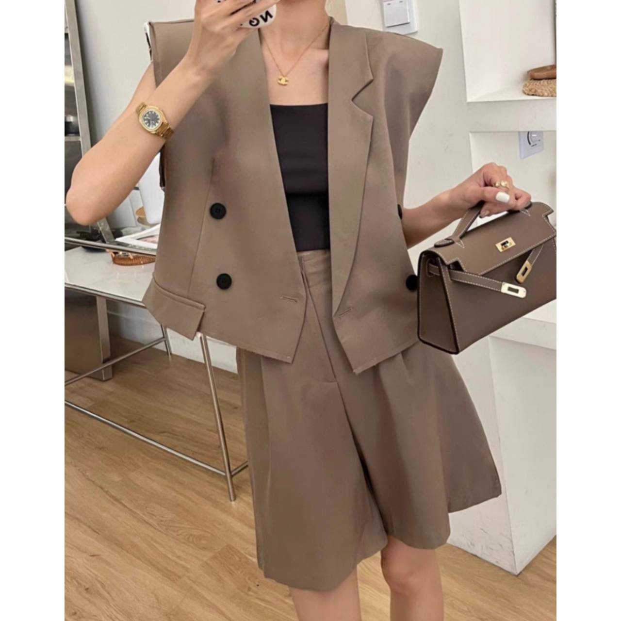 DOUBLE BREASTED VEST SHORTS SET