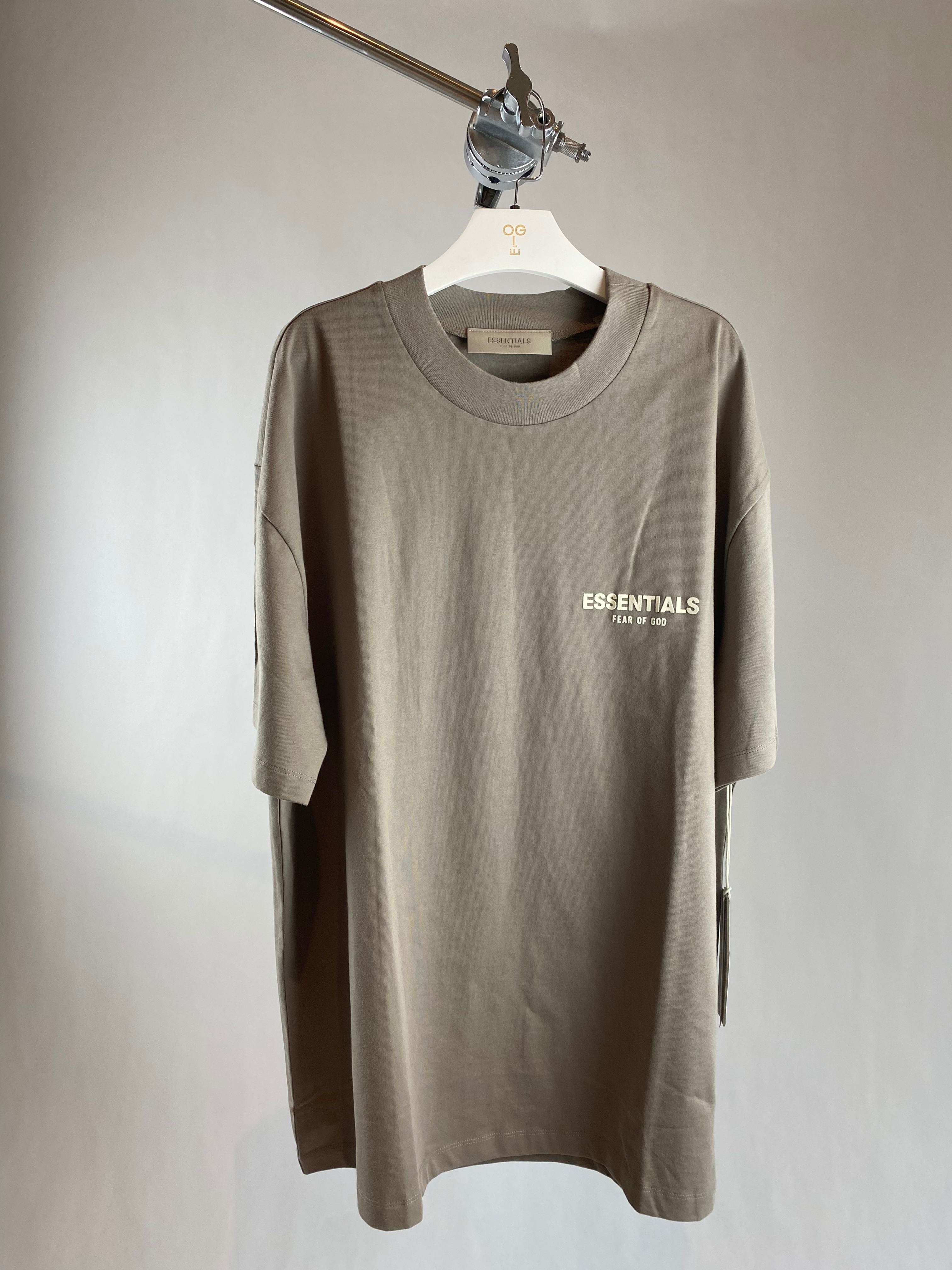 FOG Essentials Core Logo Desert Taupe