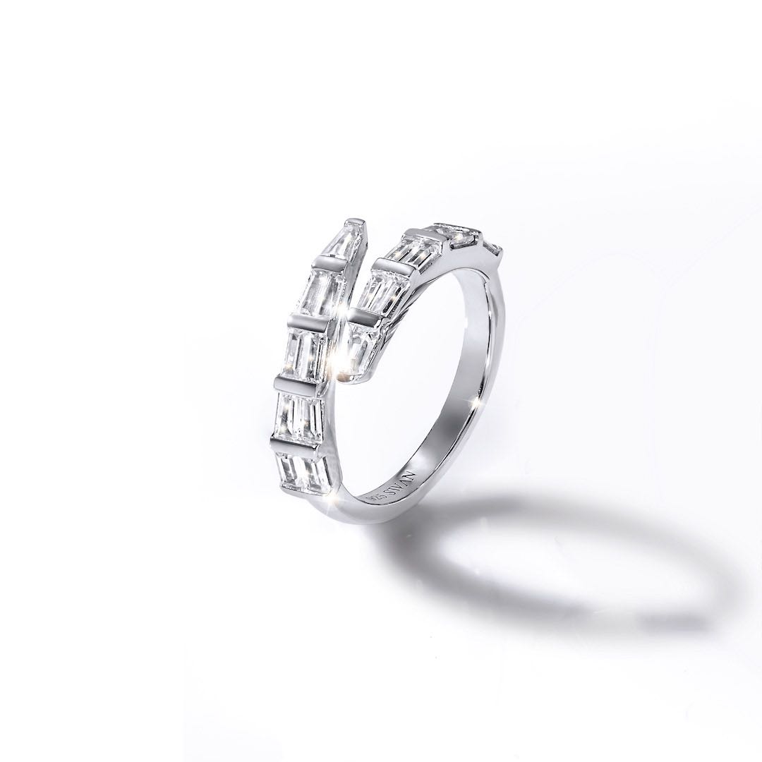 Baguette Claw Ring