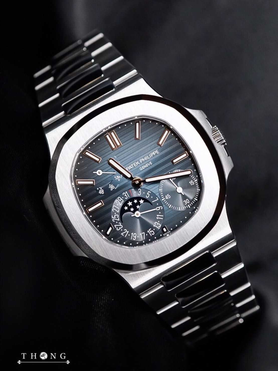 [NEW] Patek Philippe NAUTILUS 5712/1A (40 mm.)