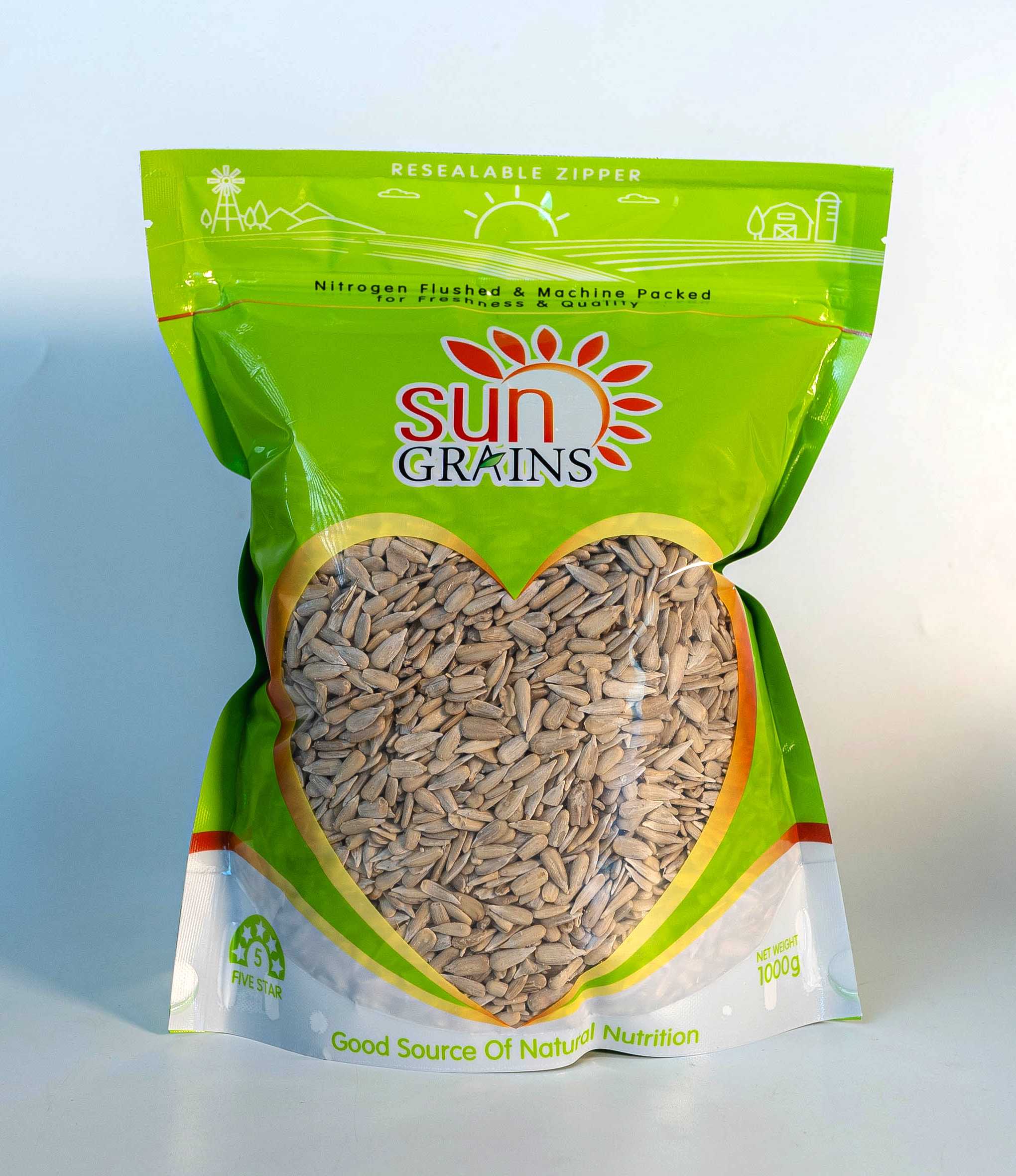 1 kg. เมล็ดทานตะวันกระเทาะเปลือก ใหญ่ ดิบ (ตราซันเกรนส์) SUNFLOWER SEED 1 Kg.