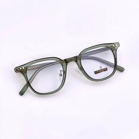 JELLY COOL VINTAGE แว่นกรองแสง เปลี่ยนสีออโต้ งานสไตล์วินเทจ สีชาส้ม เลนส์เปลี่ยนสีเทาดำ