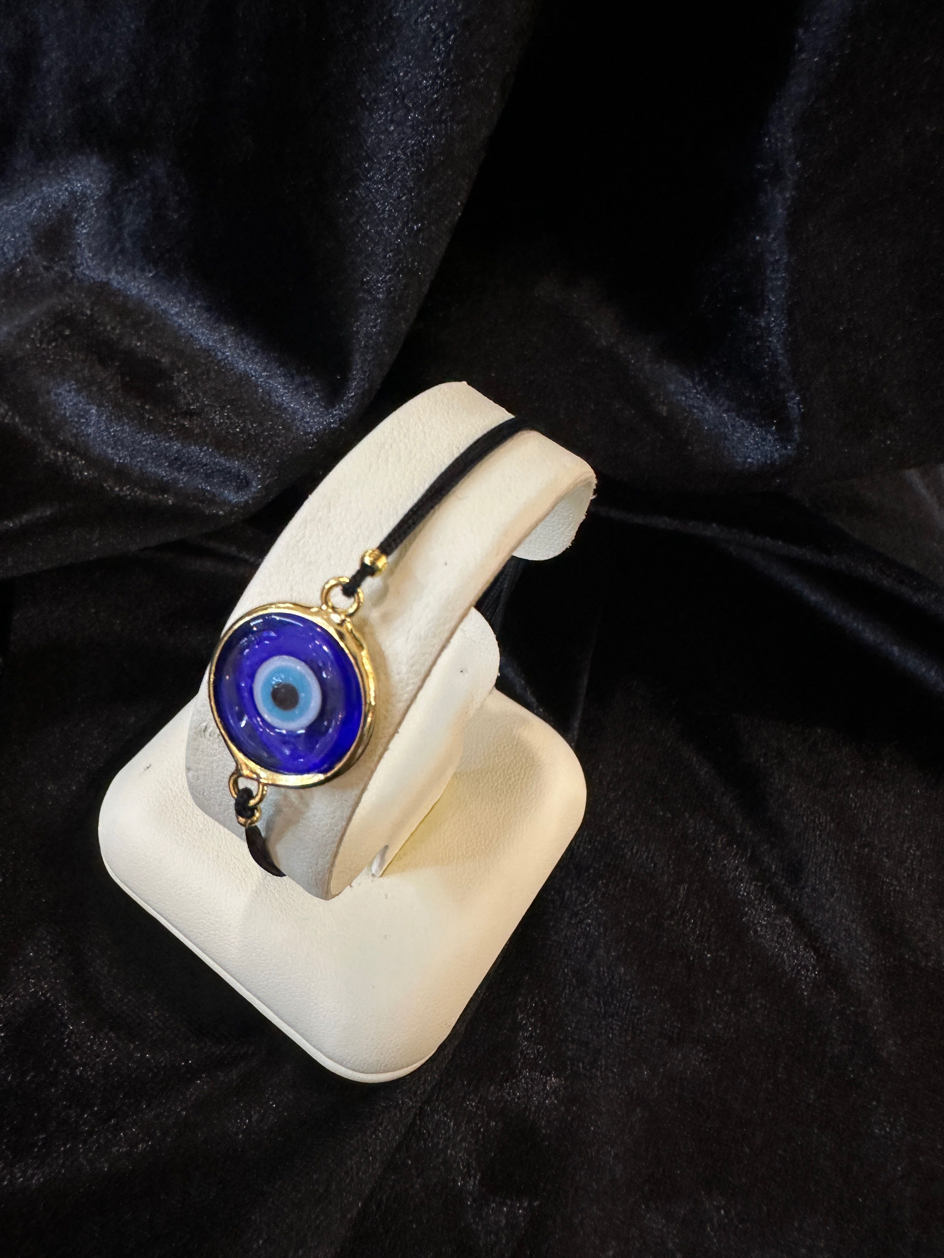 กำไลเชือก evil eye นำเข้าจากตุรกี