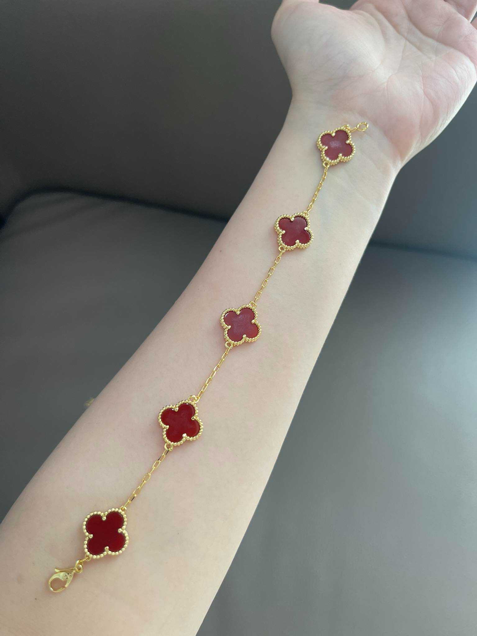 สร้อยข้อมือหิน คาร์เนเลี่ยน