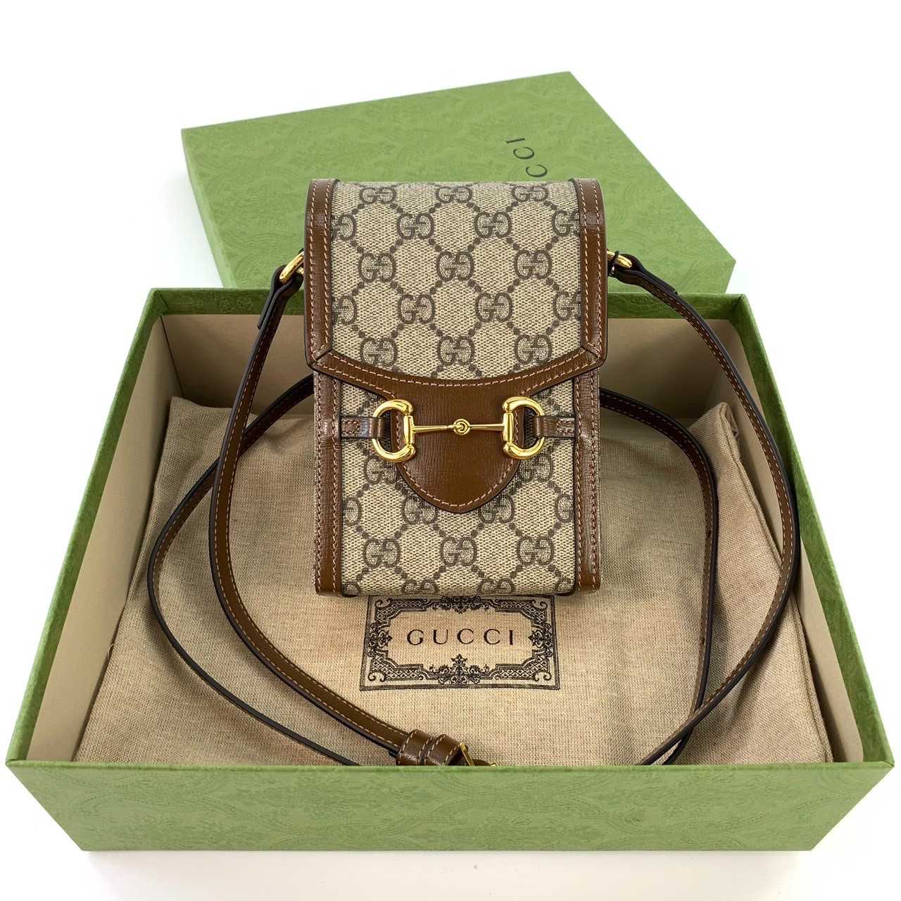 📌(ทักเชทก่อนสั่งซื้อ  New Gucci horsebit phone bag 
