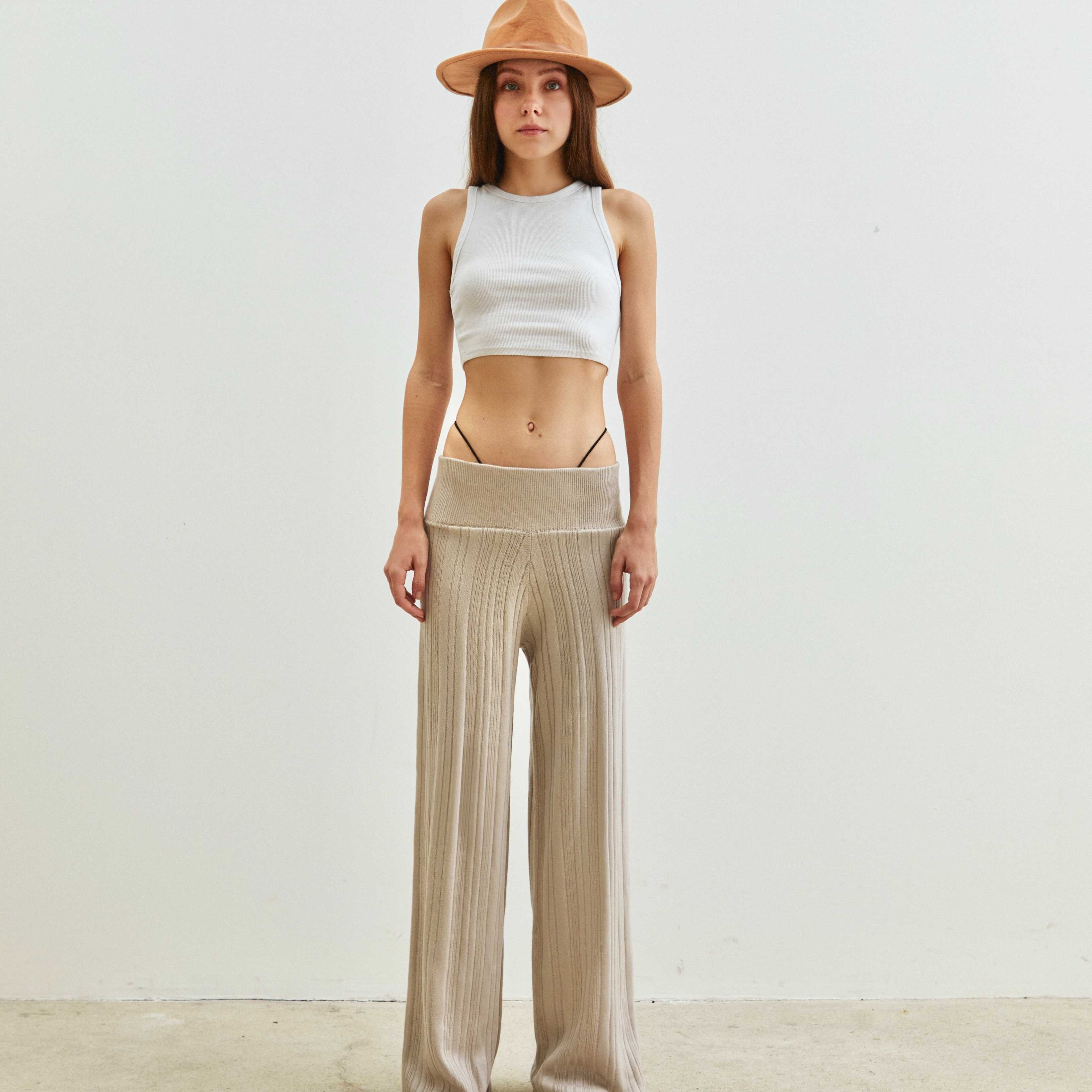Wide-Leg Trousers in Ivory