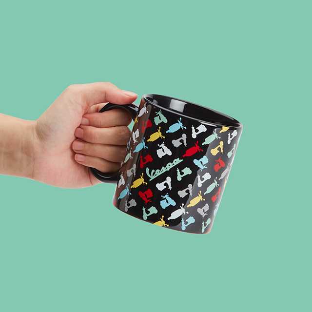 MONOGRAM MUG BLACK 