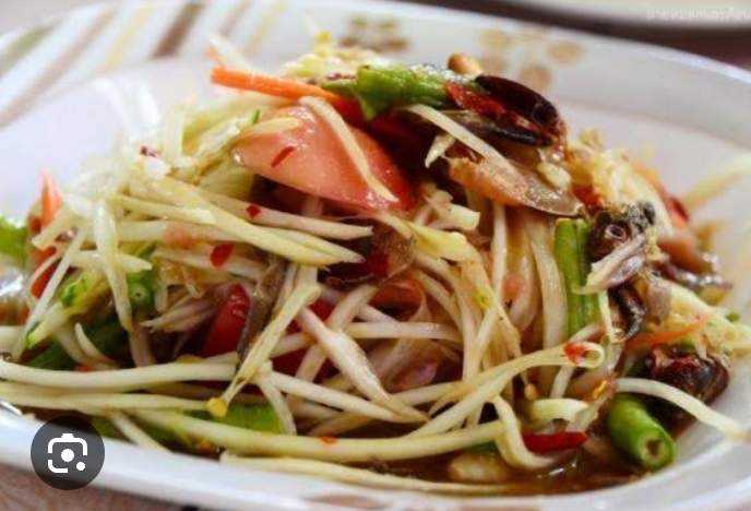 ส้มตำปูปลาร้า ร้านสะพานคู่รัก