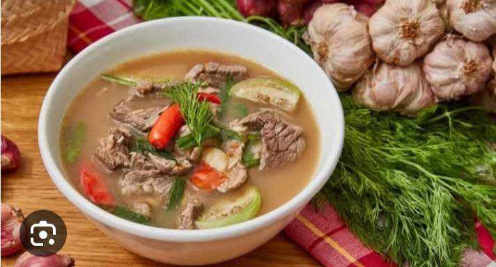 แกงอ่อมหมู ร้านสะพานคู่รัก
