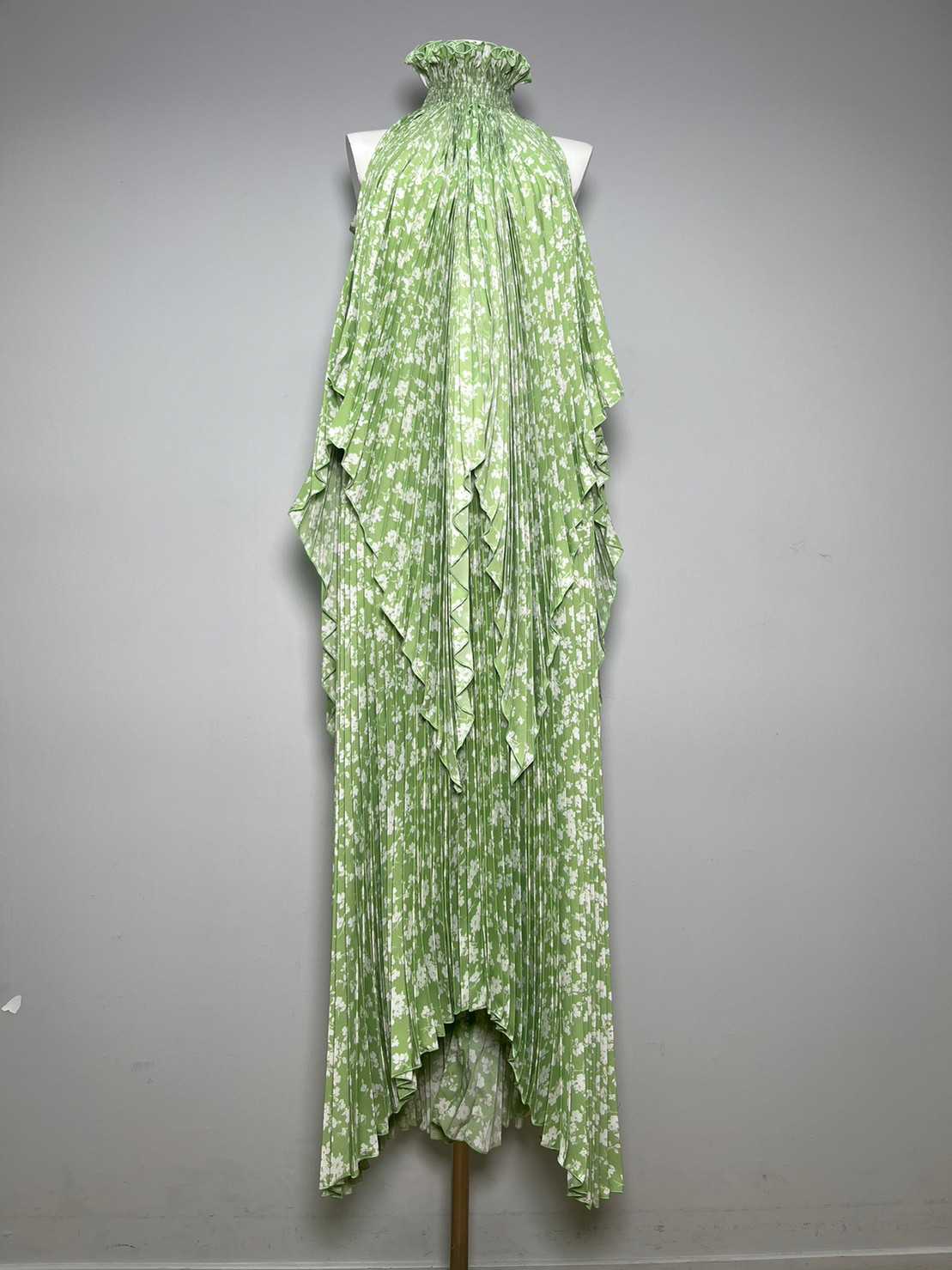 Ruffle neck open Back SET (Top&Skirt) - Mint Floral