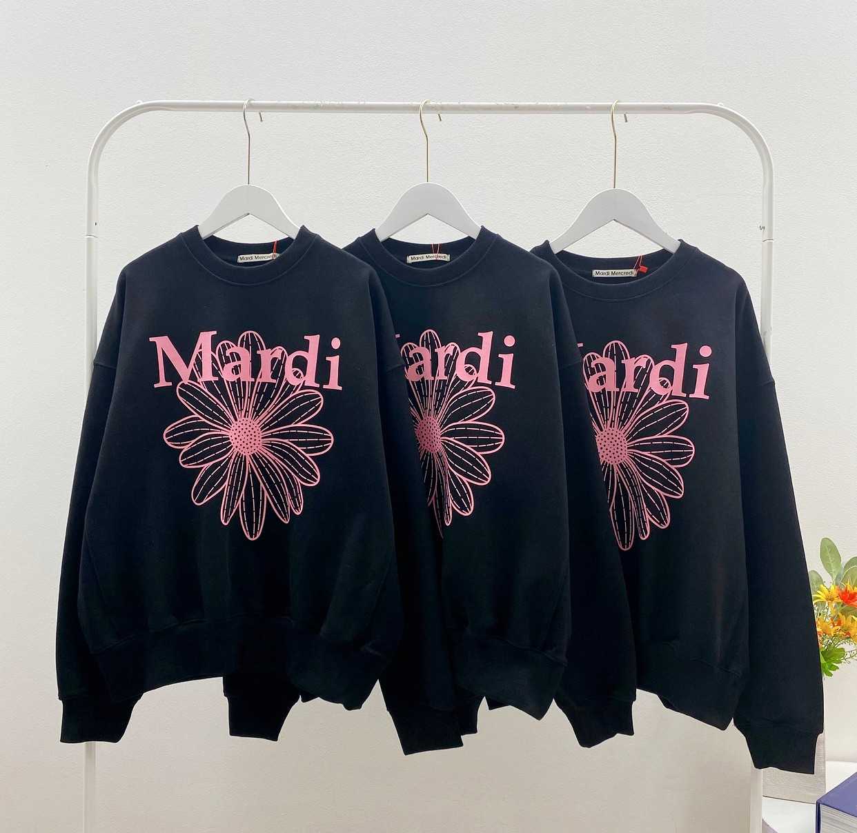 Mardi Flower Sweatshirt (Black/Pink)