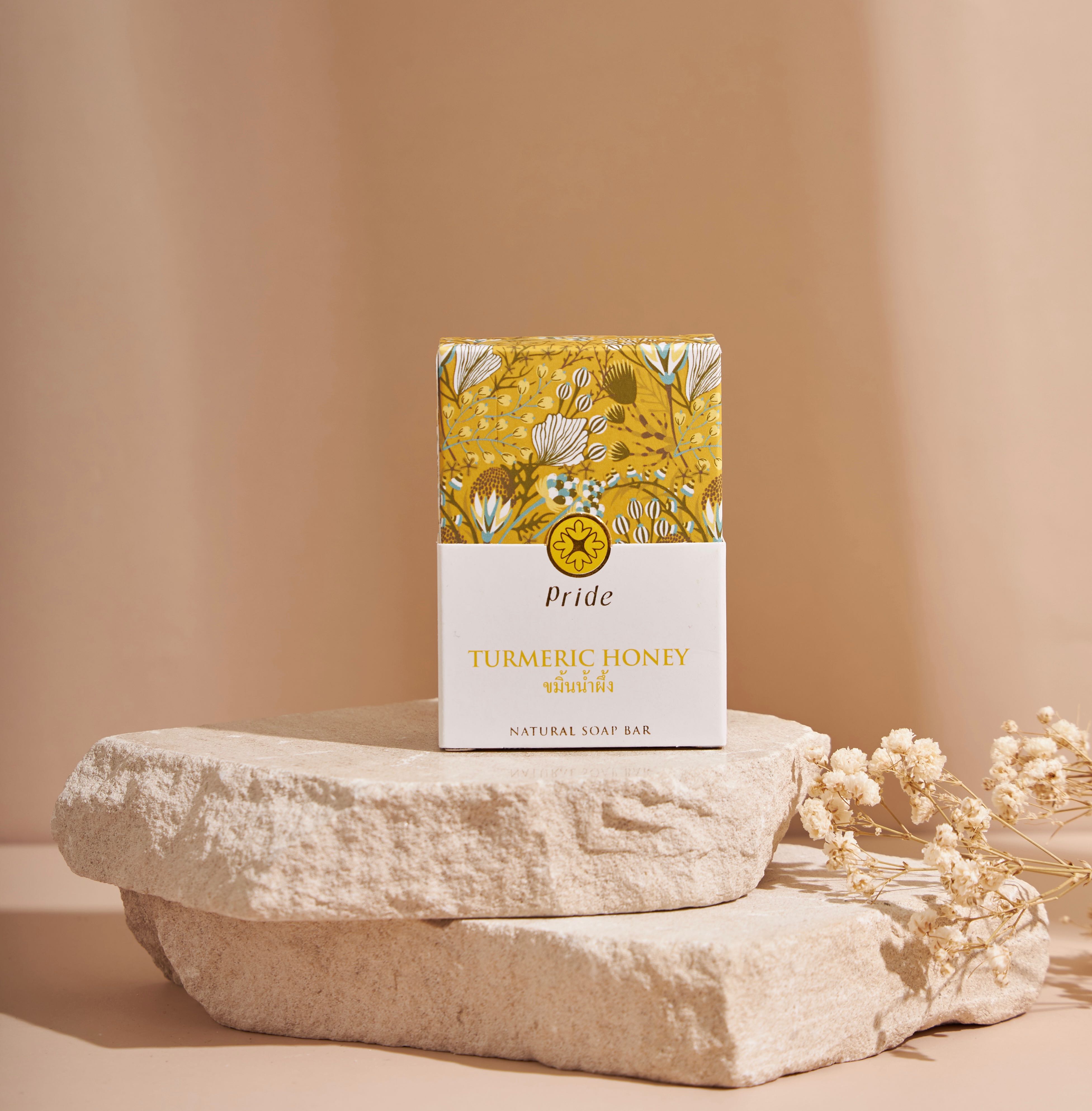 Pride Natural Soap สบู่ก้อนบำรุงผิวจากธรรมชาติ - TURMERIC HONEY SOAP