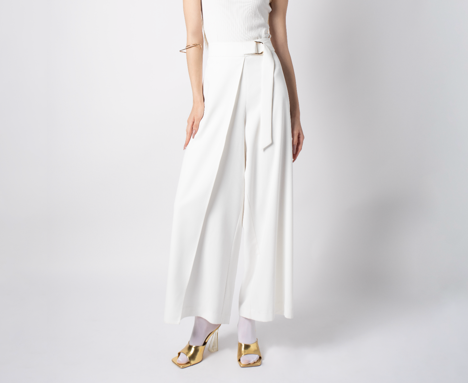 กางเกงทรงขากว้างแต่งหัวเข็มขัด | Wide Leg Trousers with Belt Buckle Decor | 06111