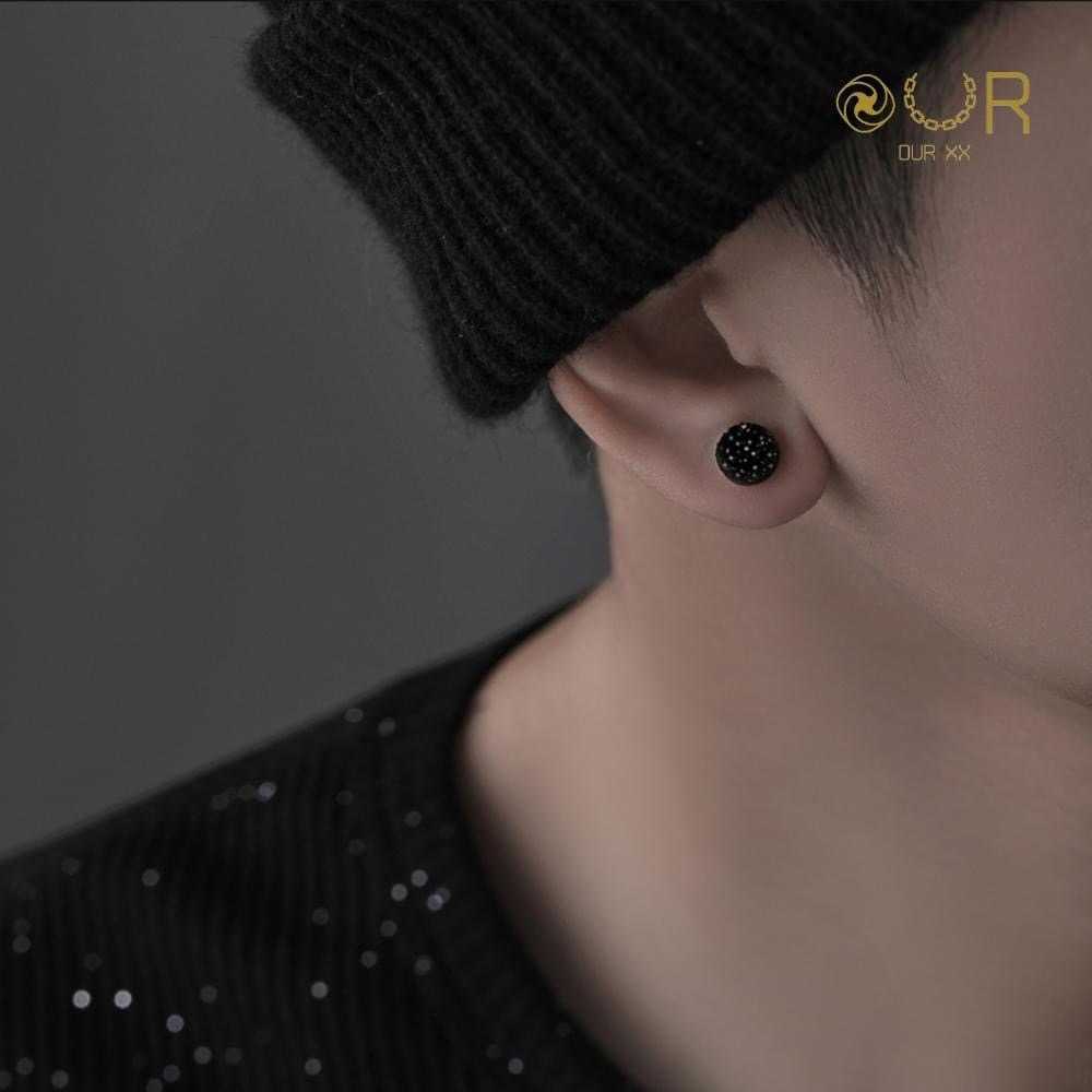 Our Ore Stud ต่างหูเจาะ วัสดุไททาเนียมเกรดเครื่องมือแพทย์ ไม่แพ้ ไม่ขึ้นสนิม