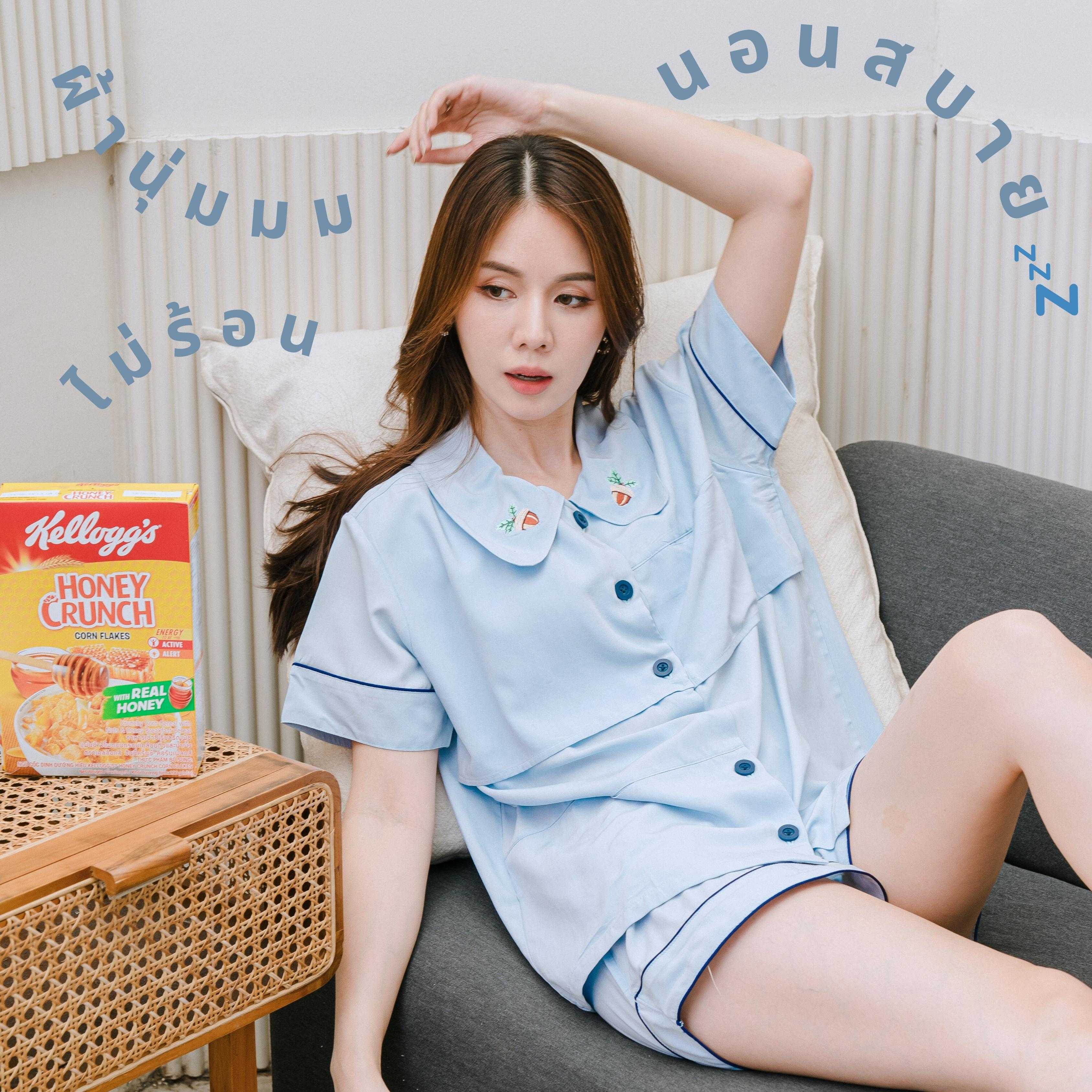 ชุดนอน แขนสั้น- ขาสั้น ปักลูกโอ๊ค สี Lagoon