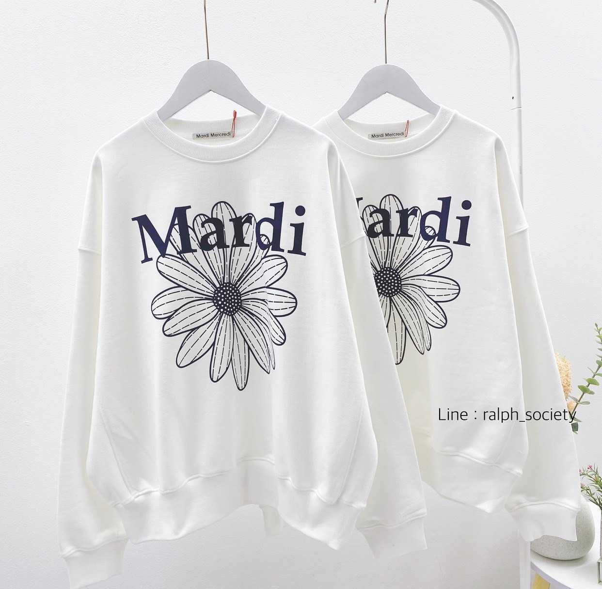 Mardi Flower Sweatshirt (White/Navy)