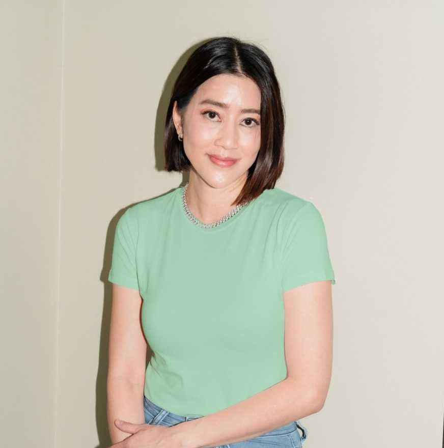 T01  SIGNATURE คอกลม แขนสั้น สีเขียว