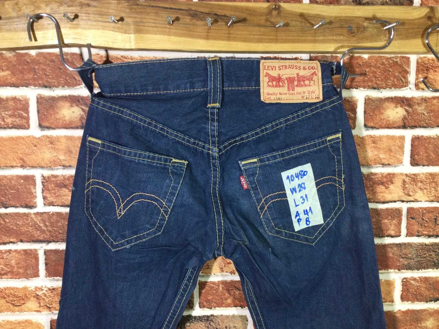 รหัส10480 Levi'sLot901 Made in Morocco กระดุมเลขกระดุม95 วัดจริง เอว28