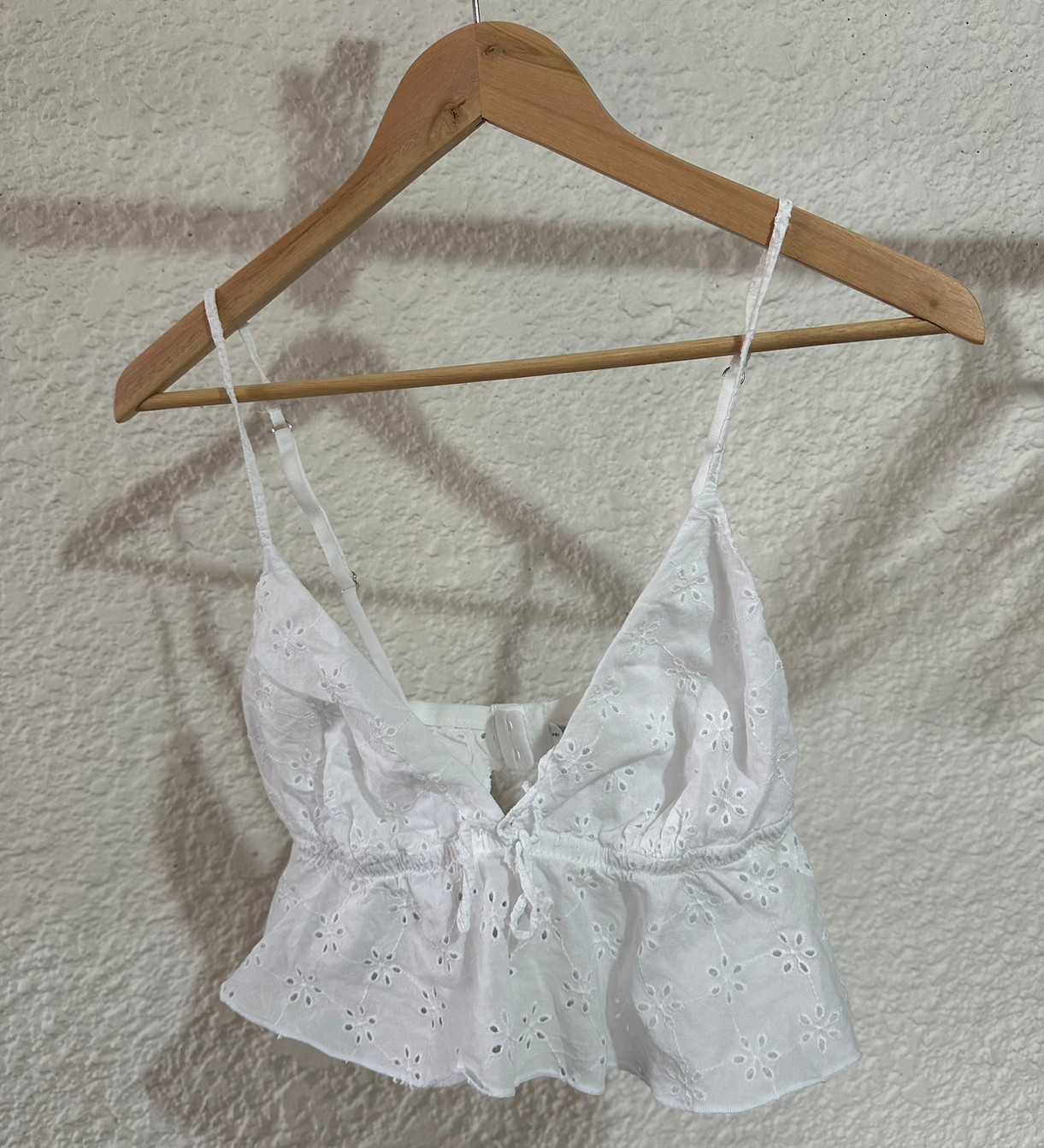011 - เสื้อสายเดี่ยว คอตตอนลูกไม้ Primark