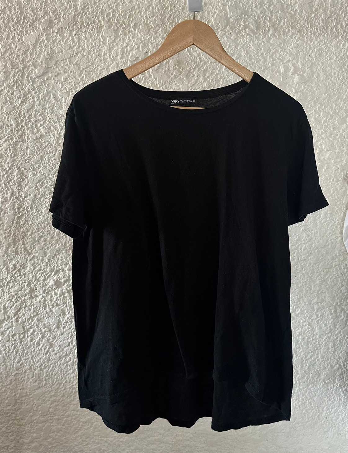 016 - เสื้อยืดสีดำ ทรง Oversize แบรนด์ Zara Size L