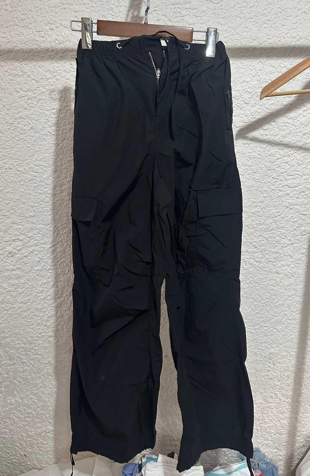 028 - กางเกงขายาว ทรง Cargo Pants แบรนด์ Bershka