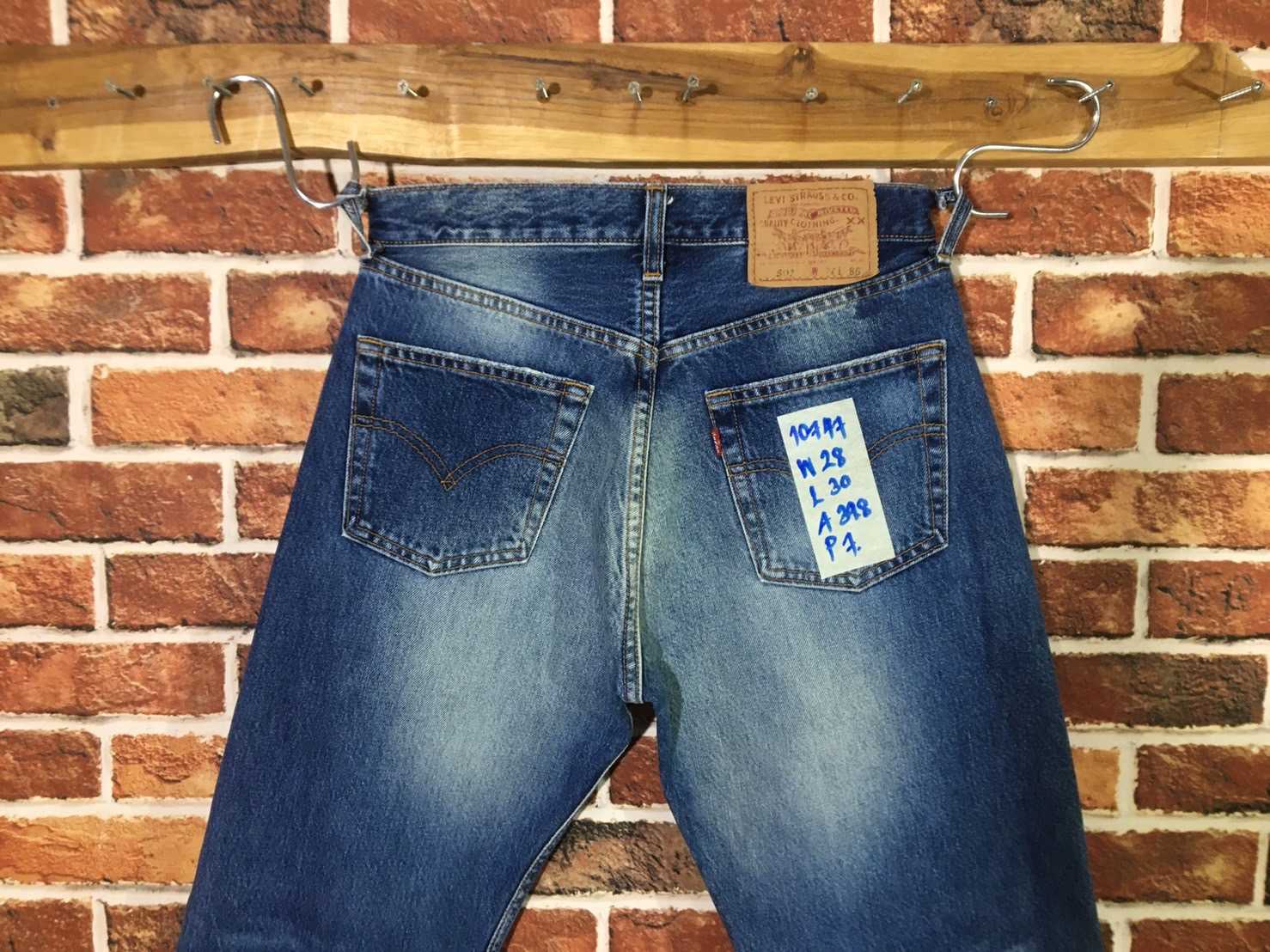 รหัส10747 Levi's501 Made in Korea เลขกระดุมK37 วัดจริง เอว28