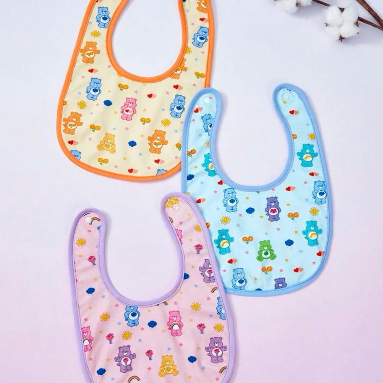 PreOrder💖Care Bears ผ้ากันเปื้อนเด็ก 3ชิ้น/แพ็ค