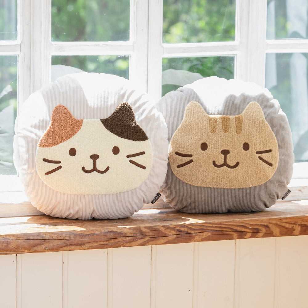 Corduroy cushion หมอนอิงผ้าลูกฟูกแมว  [กำหนดจัดส่งในญี่ปุ่นวันที่ 28 กันยายน]