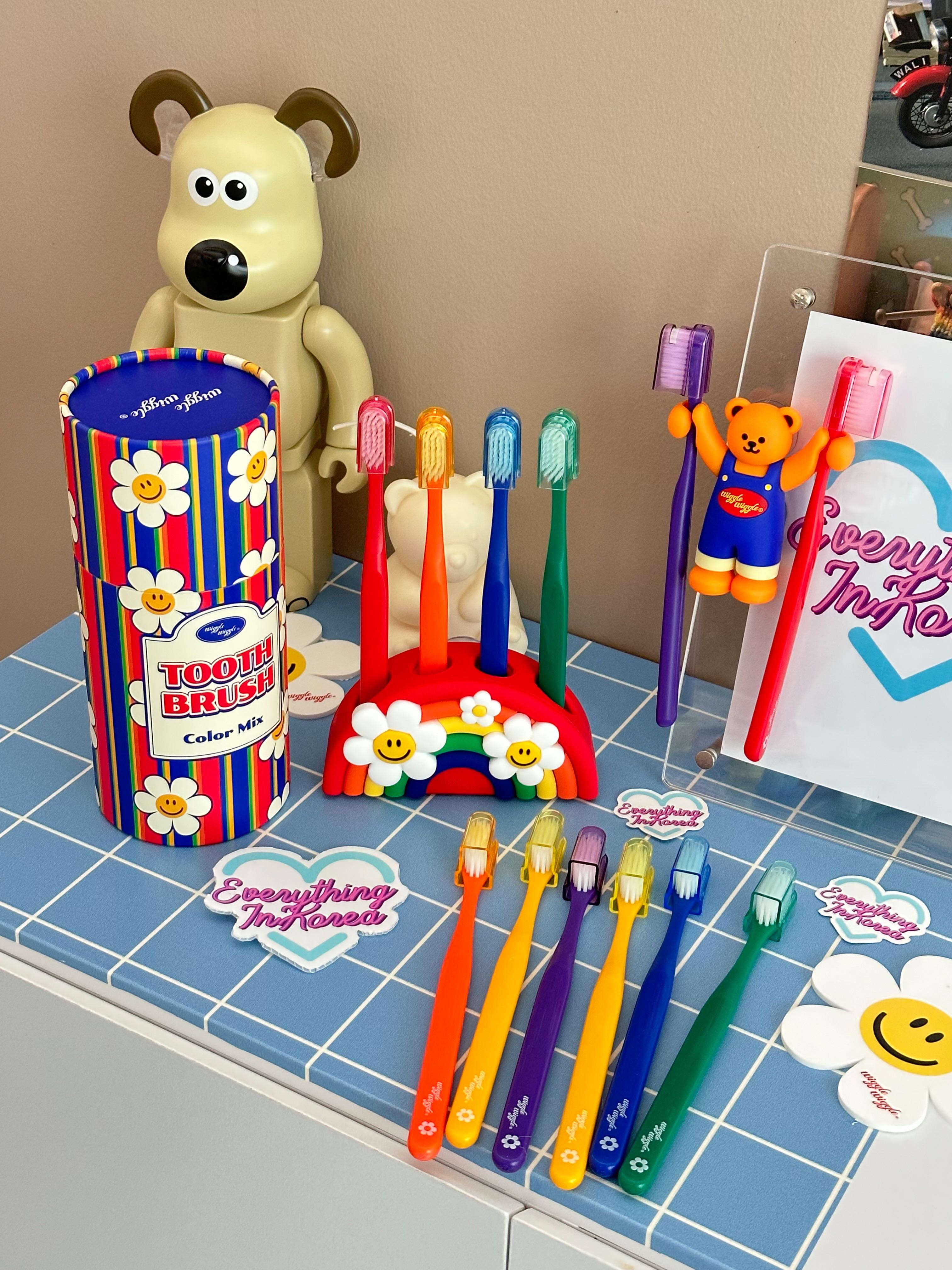 (พรีออเดอร์&พร้อมส่ง) Wiggle Wiggle Toothbrush+Toothbrush Holder 