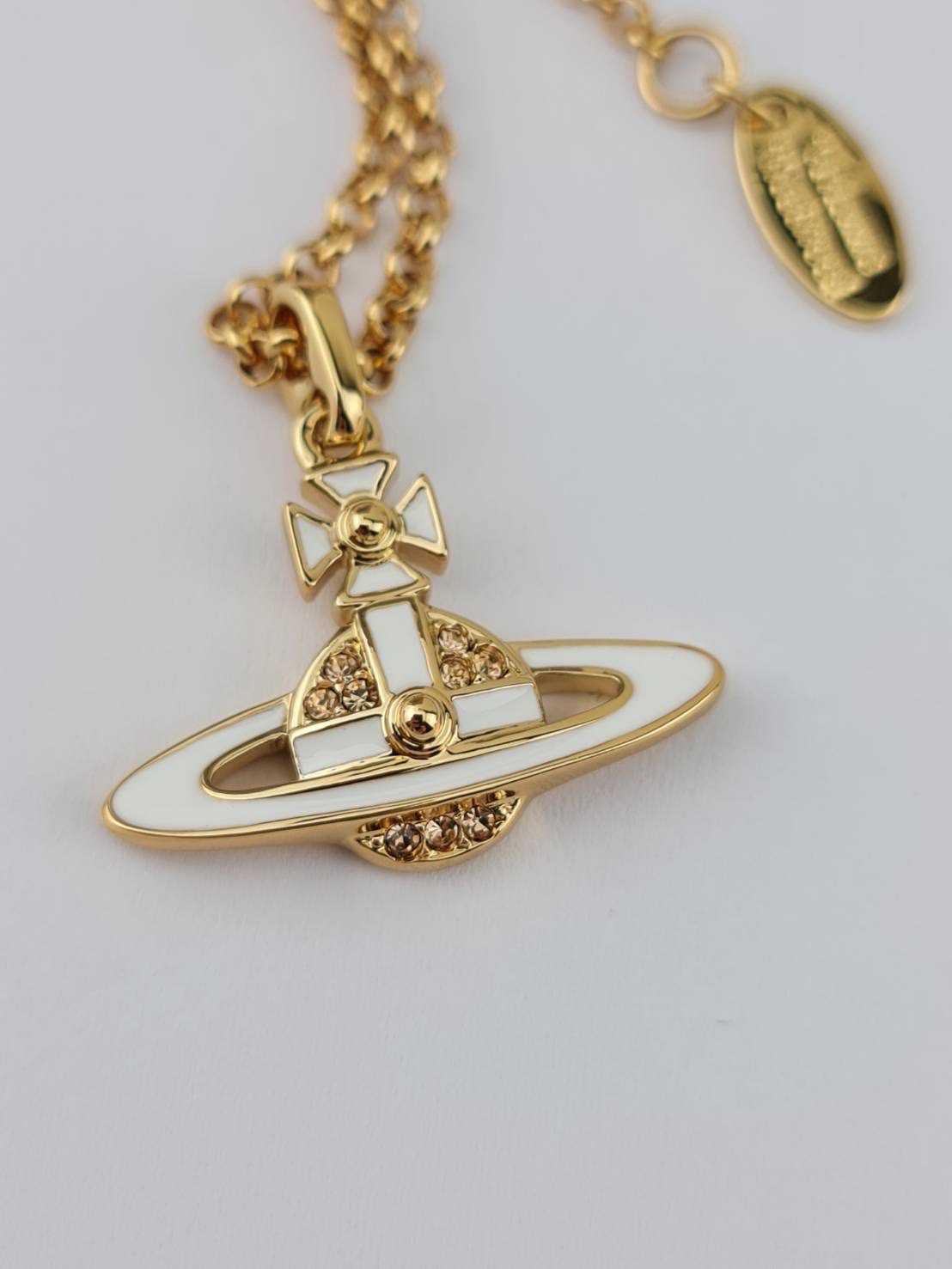 New Vivienne Necklace    📌(ทักเชทก่อนสั่งซื้อ)​ 