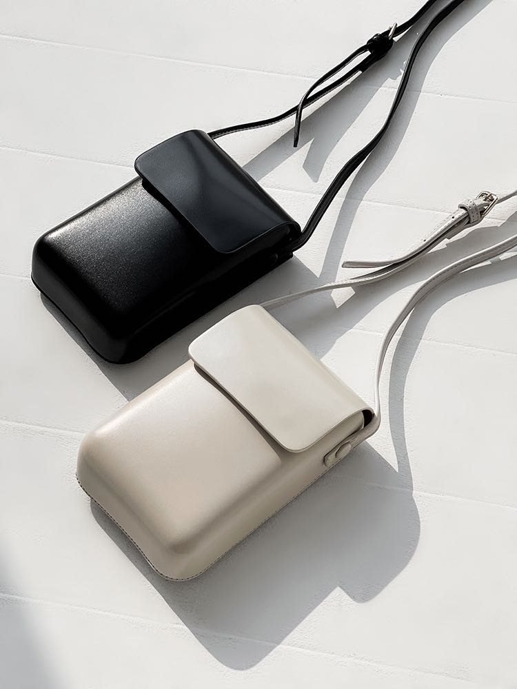 กระเป๋าหนังแฟชั่น Style Minimal 