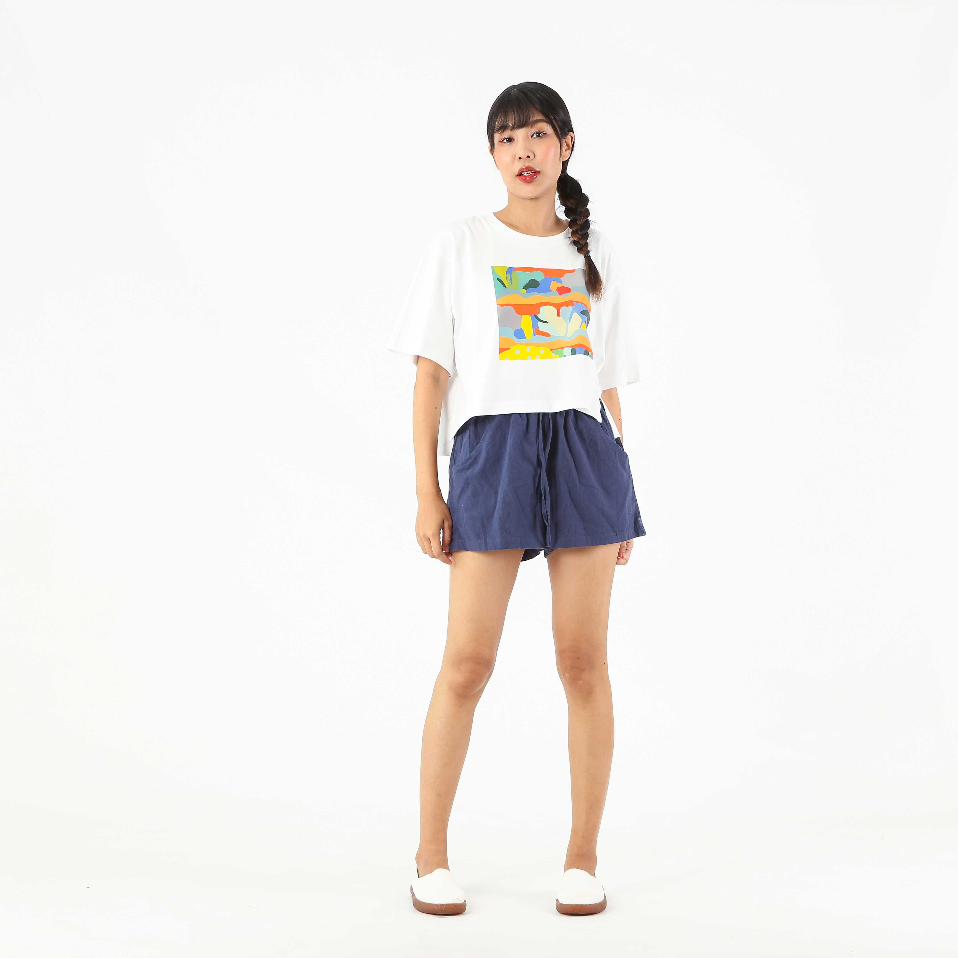 (Pre-order) T-Shirt สีขาวคอกลม ปริ้นสกรีน