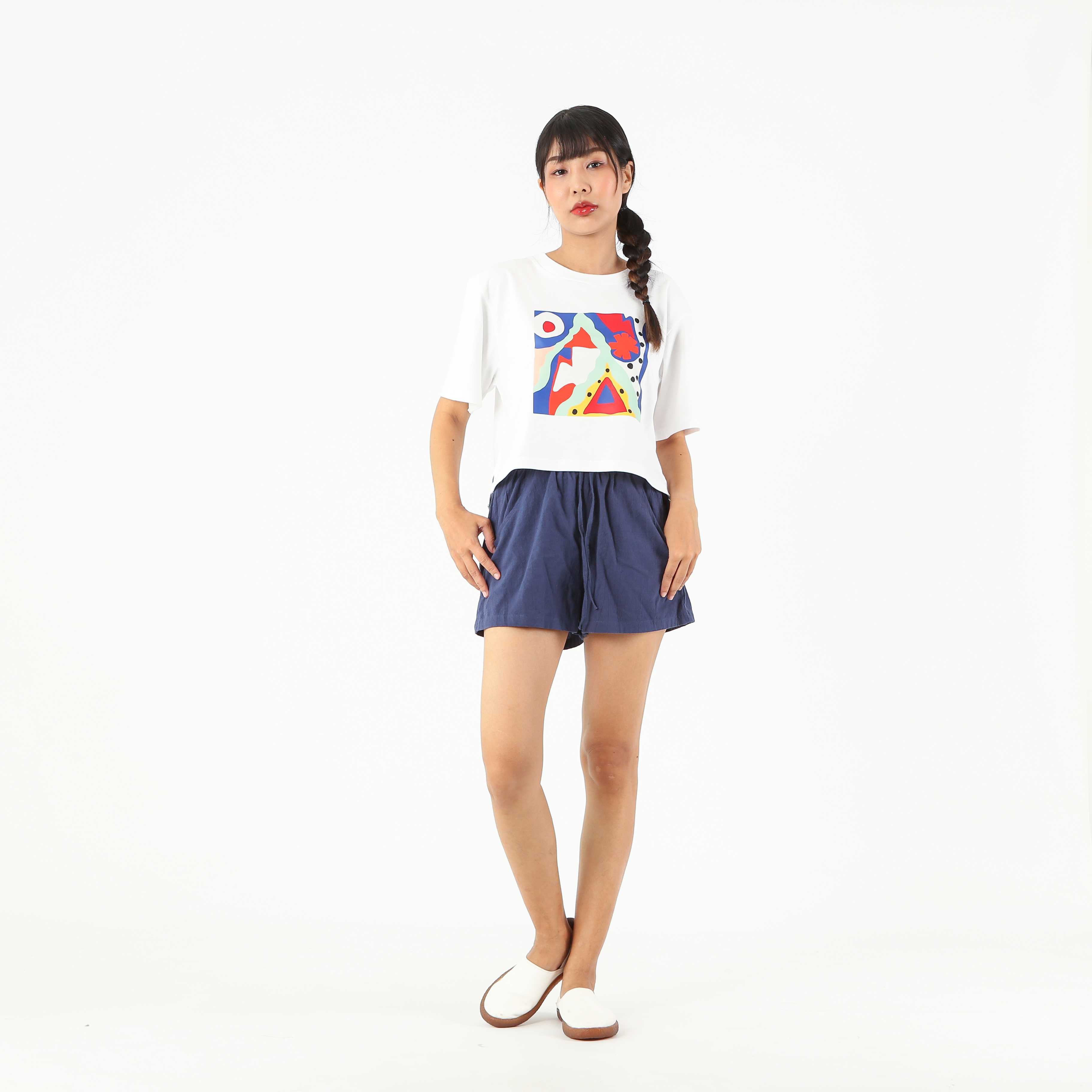 (Pre-order) T-Shirt สีขาวคอกลม ปริ้นสกรีน