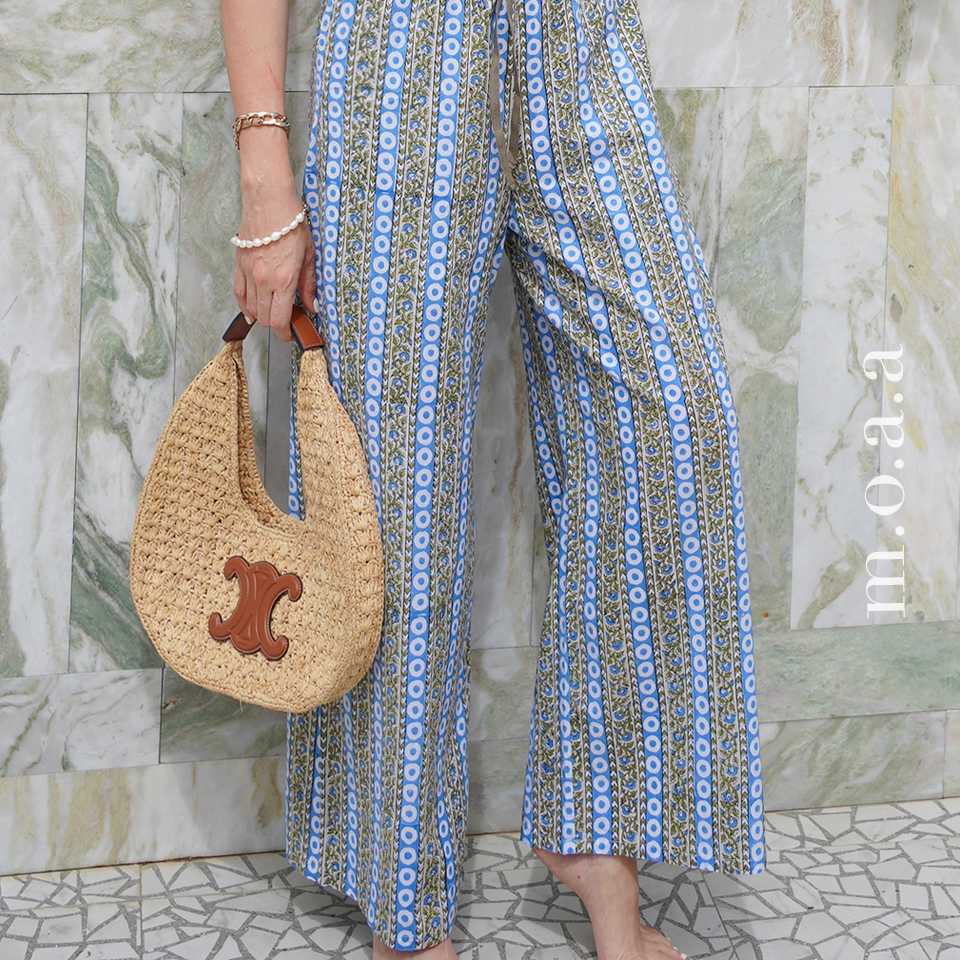 LAZY PANTS IN BLUEDOTS