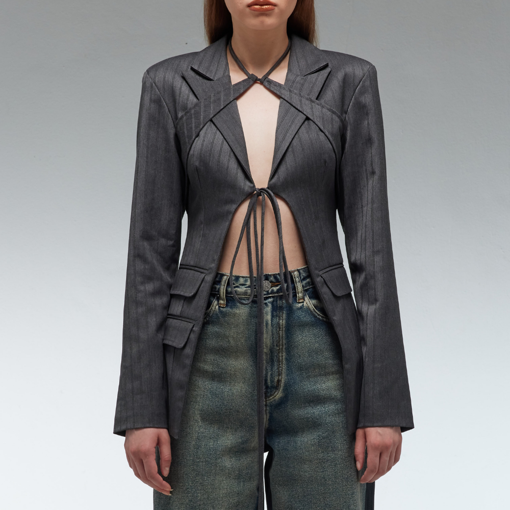 Halter-Neck Tailored Blazer | LINE SHOPPING