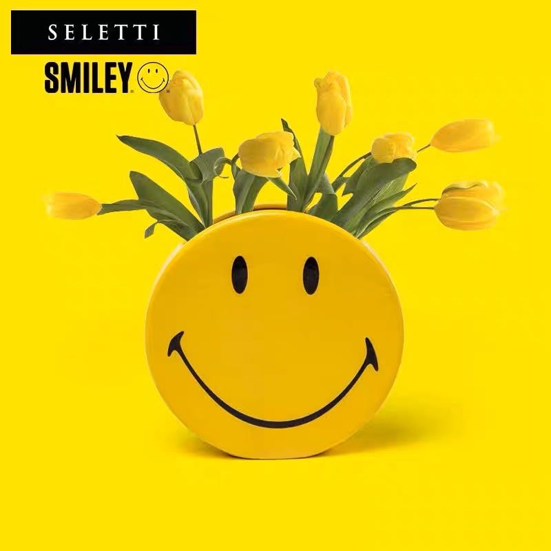 Smiley® Porcelain Vase