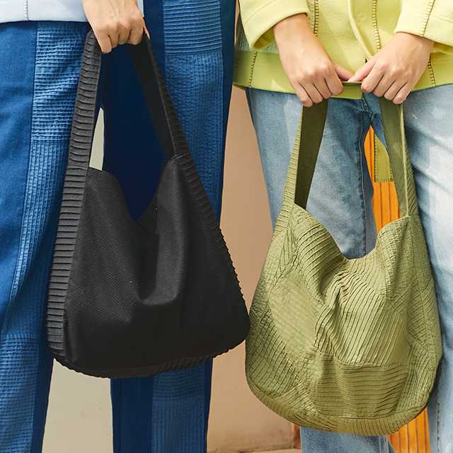 Black  Nylon Baguette Bag  BA-9230801